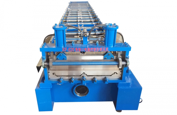 360度咬口820型彩瓦機